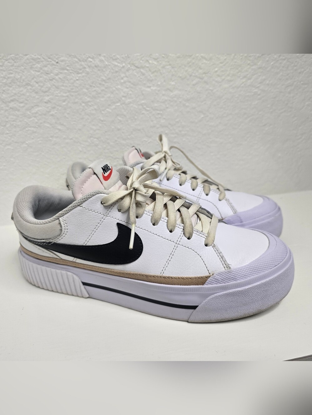 Nike Women Court Legacy Lift White Leather Top Sneakers with Black Swoosh 8.5